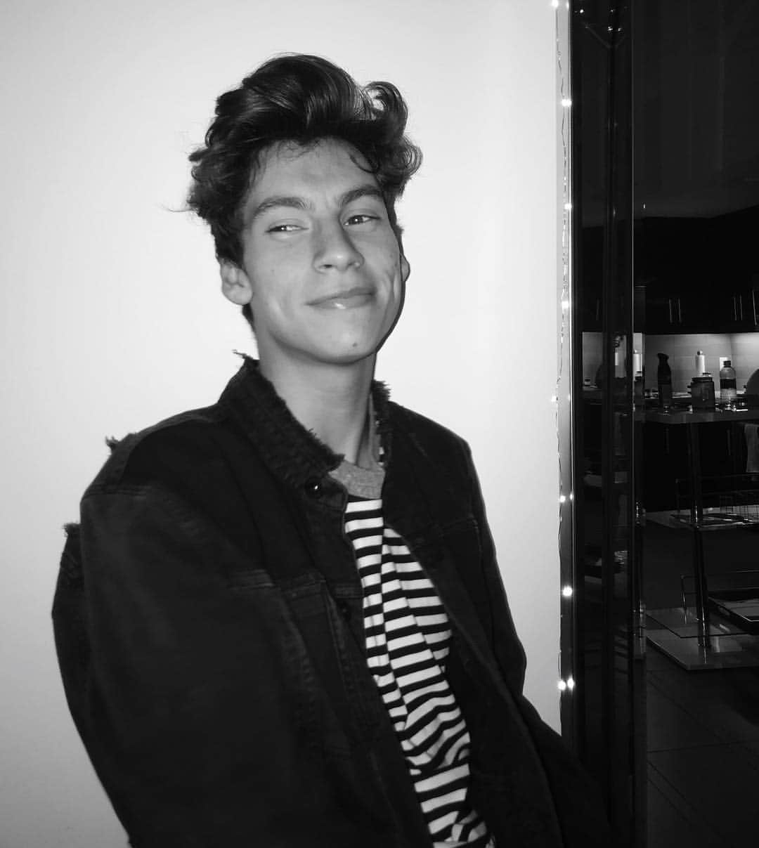 Jack Baranのインスタグラム：「did something bad...」