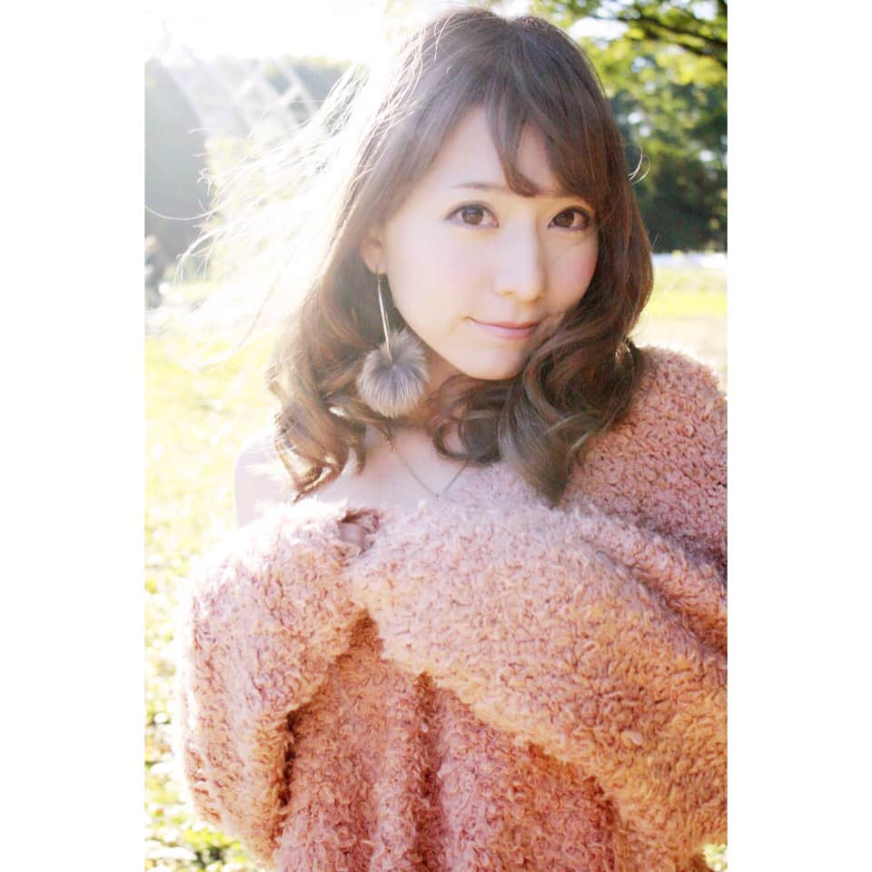 堀尾実咲のインスタグラム：「🍂🍁 #ポートレート #秋 #公園 #おさんぽ」