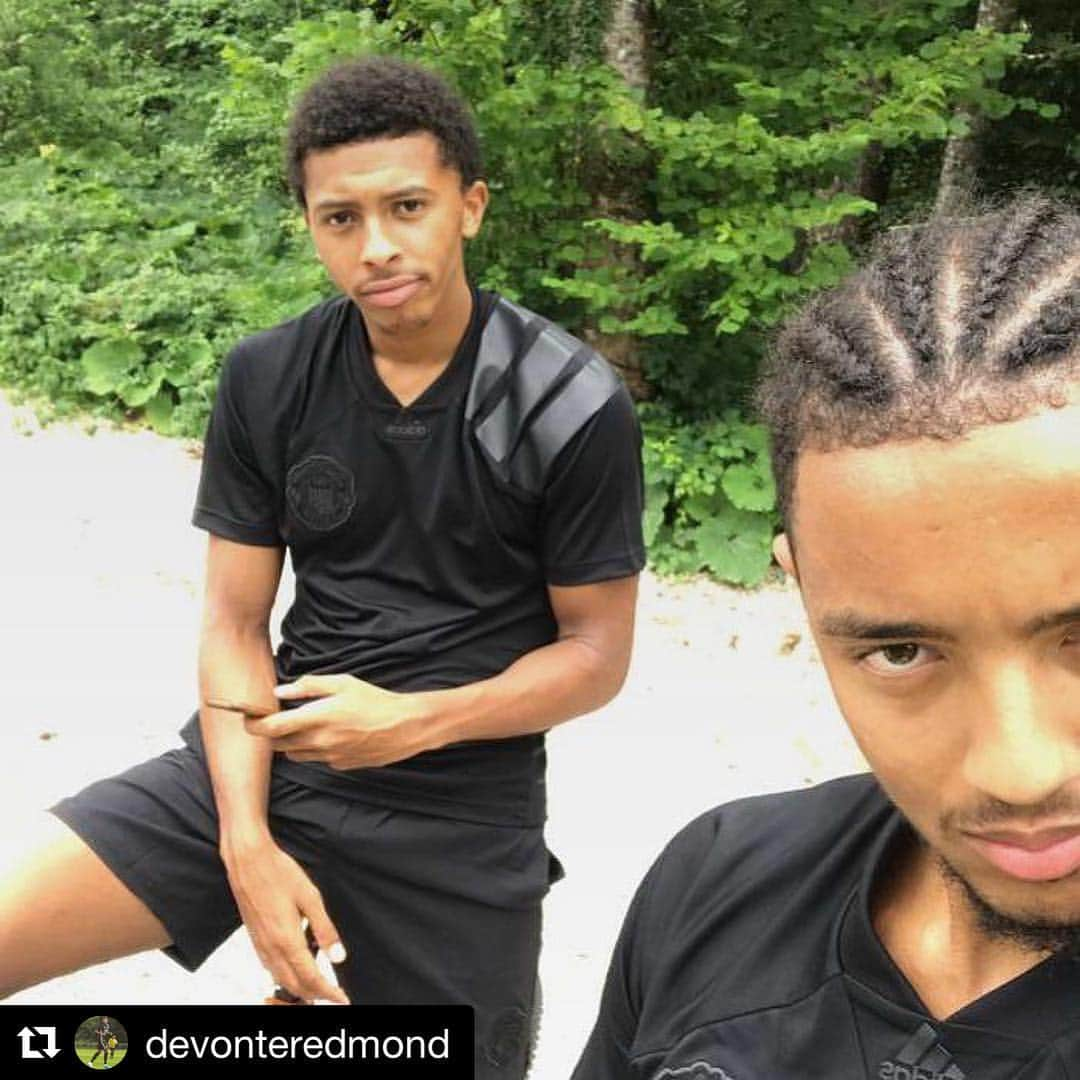 キャメロン・ボースウィック＝ジャクソンのインスタグラム：「T R U T H.  #Repost @devonteredmond (@get_repost) ・・・ The same kids with the same dream, trust the journey that’s been chosen for you⌛️🤞🏽🙏🏽」