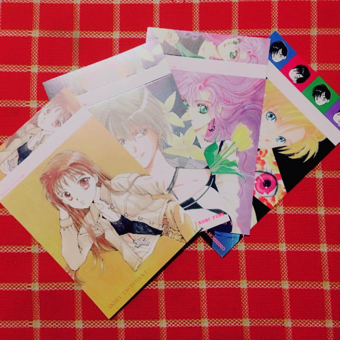 のインスタグラム：「花とゆめのふろく。 #花とゆめ #附録 #カセットテープ #90s」