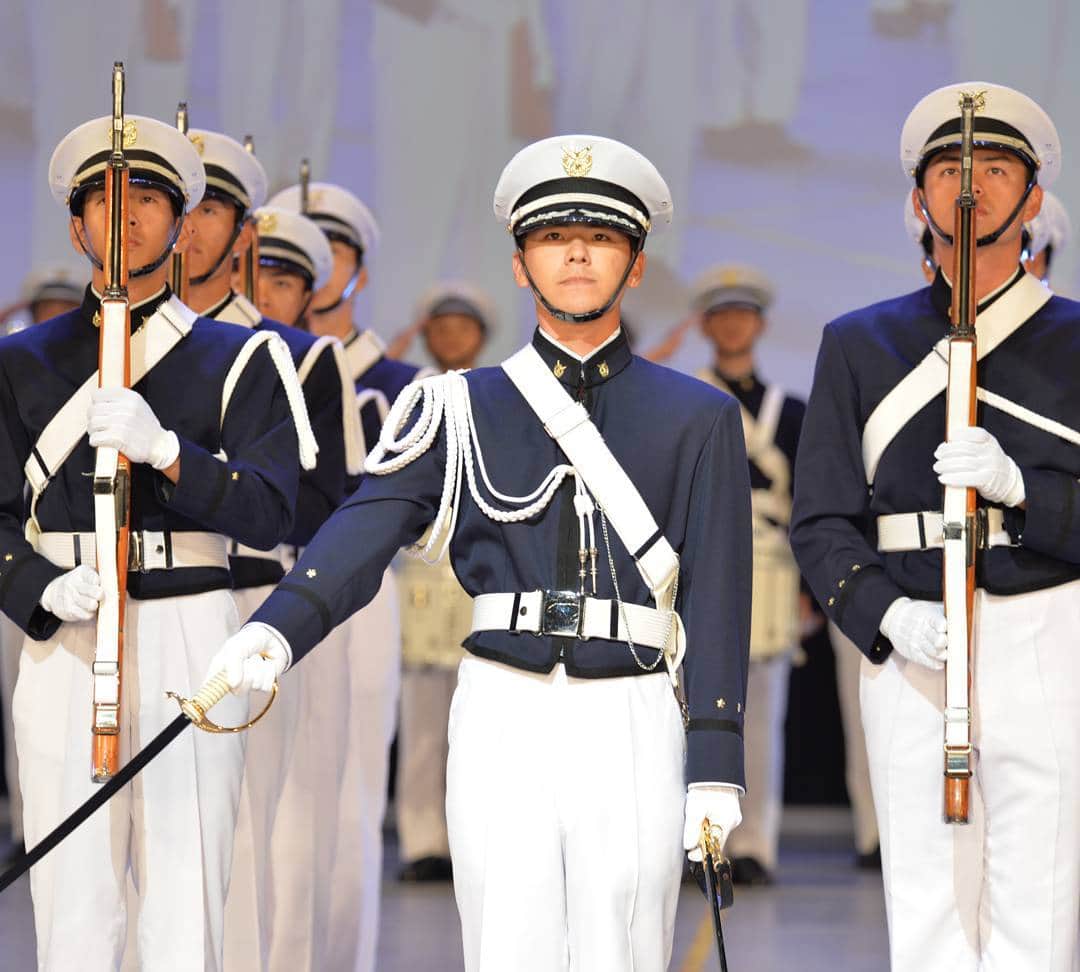 のインスタグラム：「防衛大学校儀仗隊  ファンシードリル #自衛隊音楽まつり #儀じよう #儀仗 #防衛大学校 #防大 #music #musicfestival」