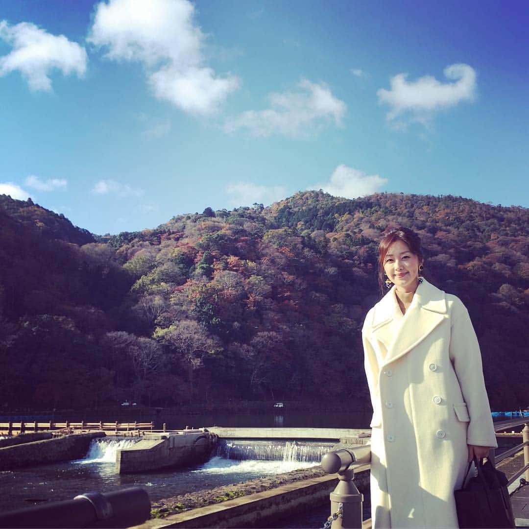 笛木優子のインスタグラム：「みなさん、温かいメッセージをたくさんありがとうございます。 私は元気に仕事しています🍁  여러분 따뜻한 메시지 고맙습니다 전 잘있어요~열심히 일할께요」