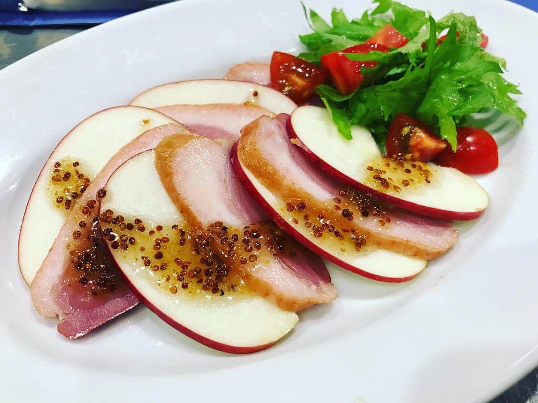 サルヴァトーレクオモ小矢部のグルメインスタ