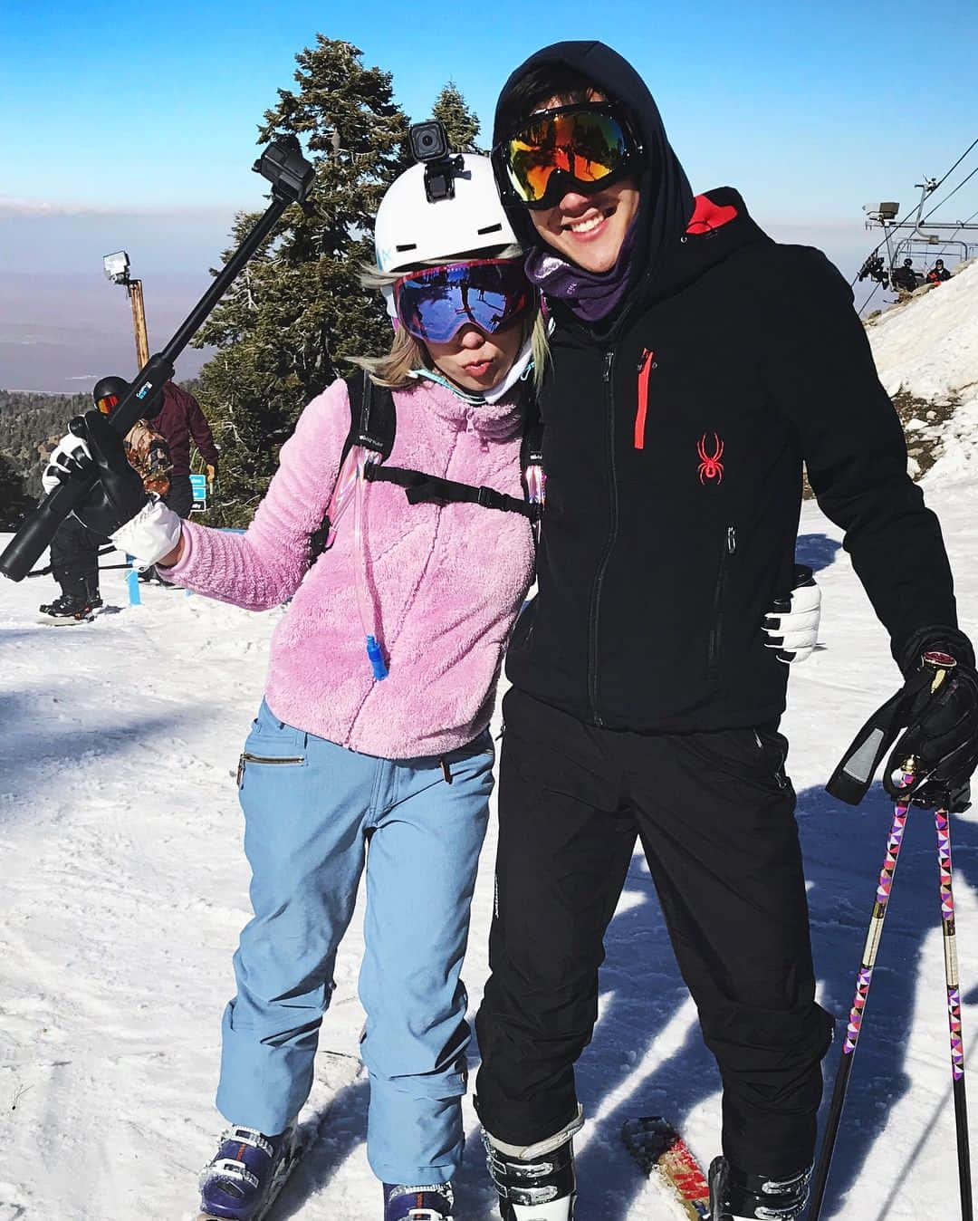 大森勝太朗のインスタグラム：「traded in my skates for some skis this winter⛷❄️」