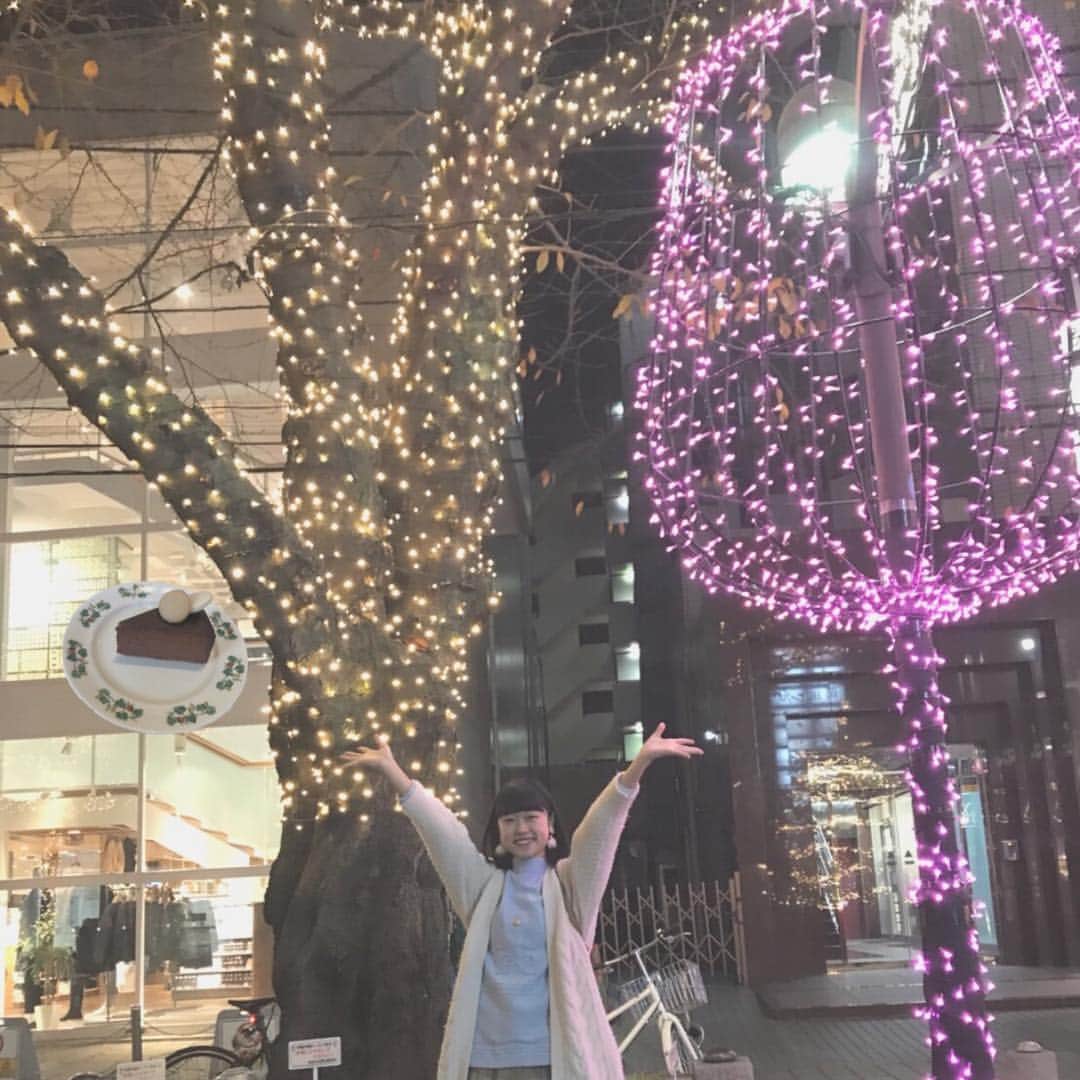 アサヒ（小林あさひ）さんのインスタグラム写真 - (アサヒ（小林あさひ）Instagram)「1ヶ月くらい前に眩しい木見た🤲🏻」12月18日 21時07分 - lgm_asahi_official