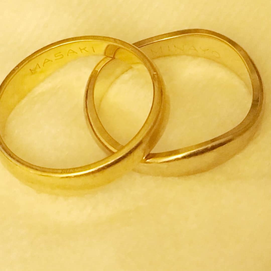 渡辺美奈代さんのインスタグラム写真 - (渡辺美奈代Instagram)「結婚指輪💍  ラブブレス・・・新婚旅行先で購入した物20年前・・・」12月18日 17時36分 - watanabe_minayo