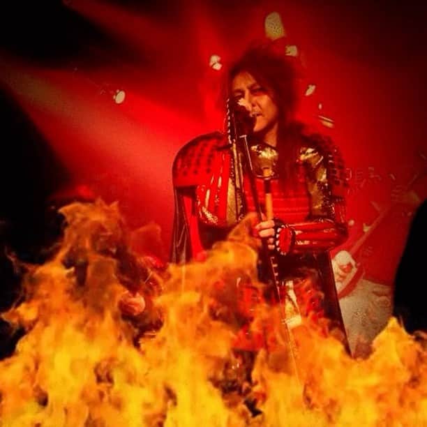 下村成二郎のインスタグラム：「#下村成二郎 #セイジロウ #BLIZARD #LIONCODE」