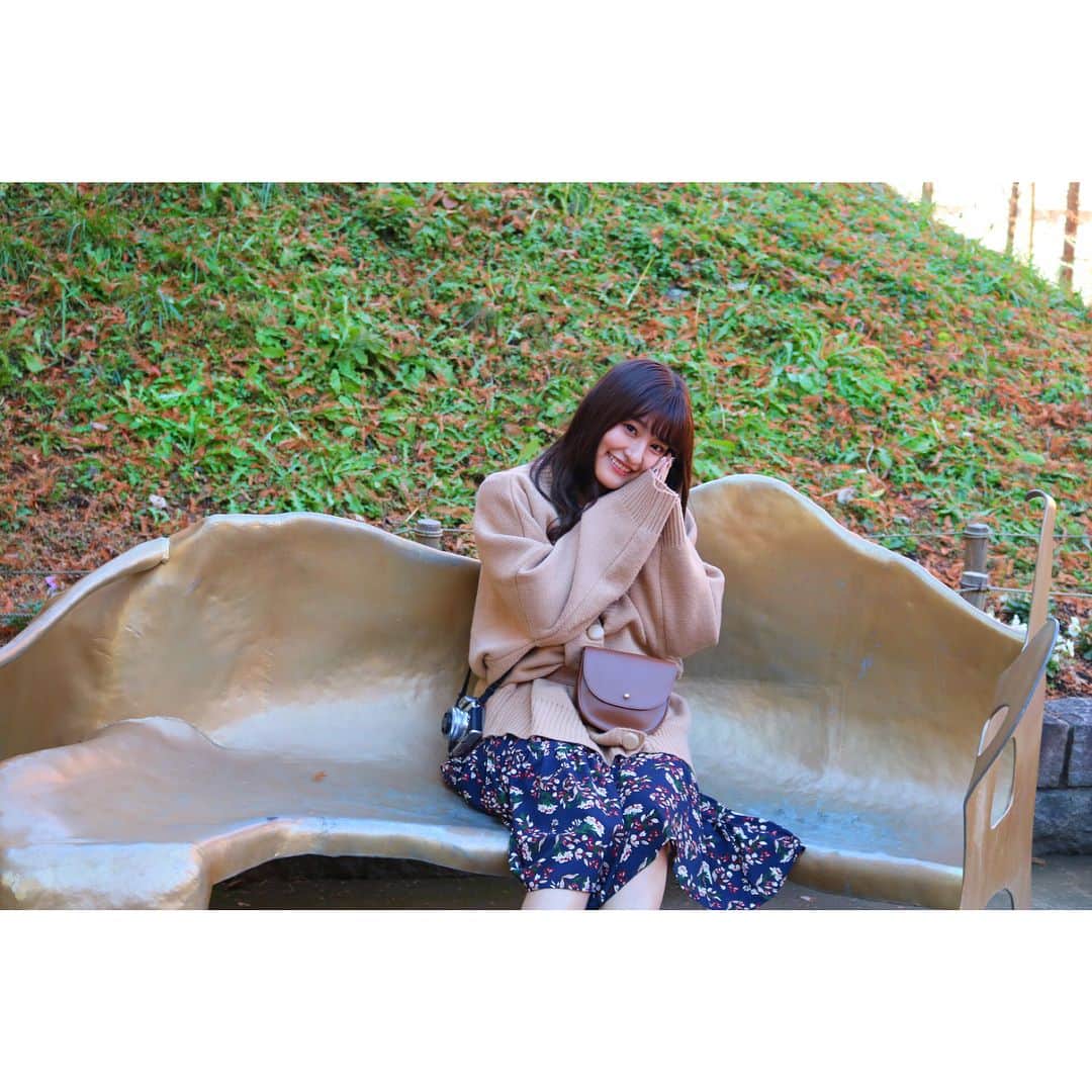 森高愛さんのインスタグラム写真 - (森高愛Instagram)「ベンチシリーズ💁 . ベンチ座って！ってたくさん撮ってくれました笑😂💗 . #スライドして見てね▶️ #あけぼのこどもの森公園 #ムーミン谷 #ベンチ」12月20日 12時54分 - ai_moritaka_official