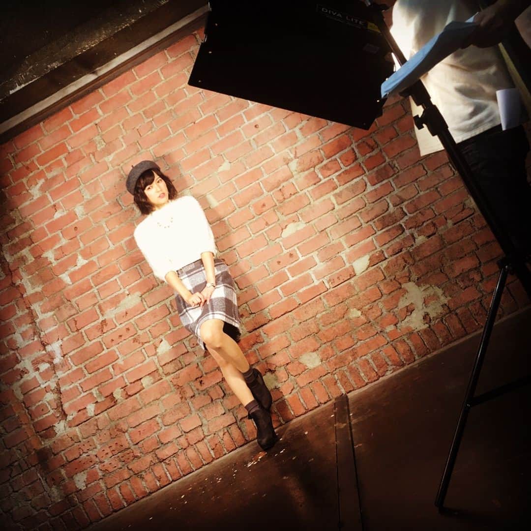 三島ゆかりさんのインスタグラム写真 - (三島ゆかりInstagram)「SunnyDayGirls 待望のNEWシングル 『Winter Lover』 好評発売中です💿 スーパードーム各店舗景品カウンターにてGETしてくださいね💓😊 できれば大和高田店で👍 #superdome #imagegirl #sunnydaygirls #3rd #single #cd #nowonsale #スーパードーム大和高田店 #景品カウンター #お買い求めください #dvd #オリジナルカード #三島ゆかり #報告 #よろしくお願いします #パチンコ #パチスロ #奈良 #大和高田市 #followme」12月20日 13時36分 - apple340