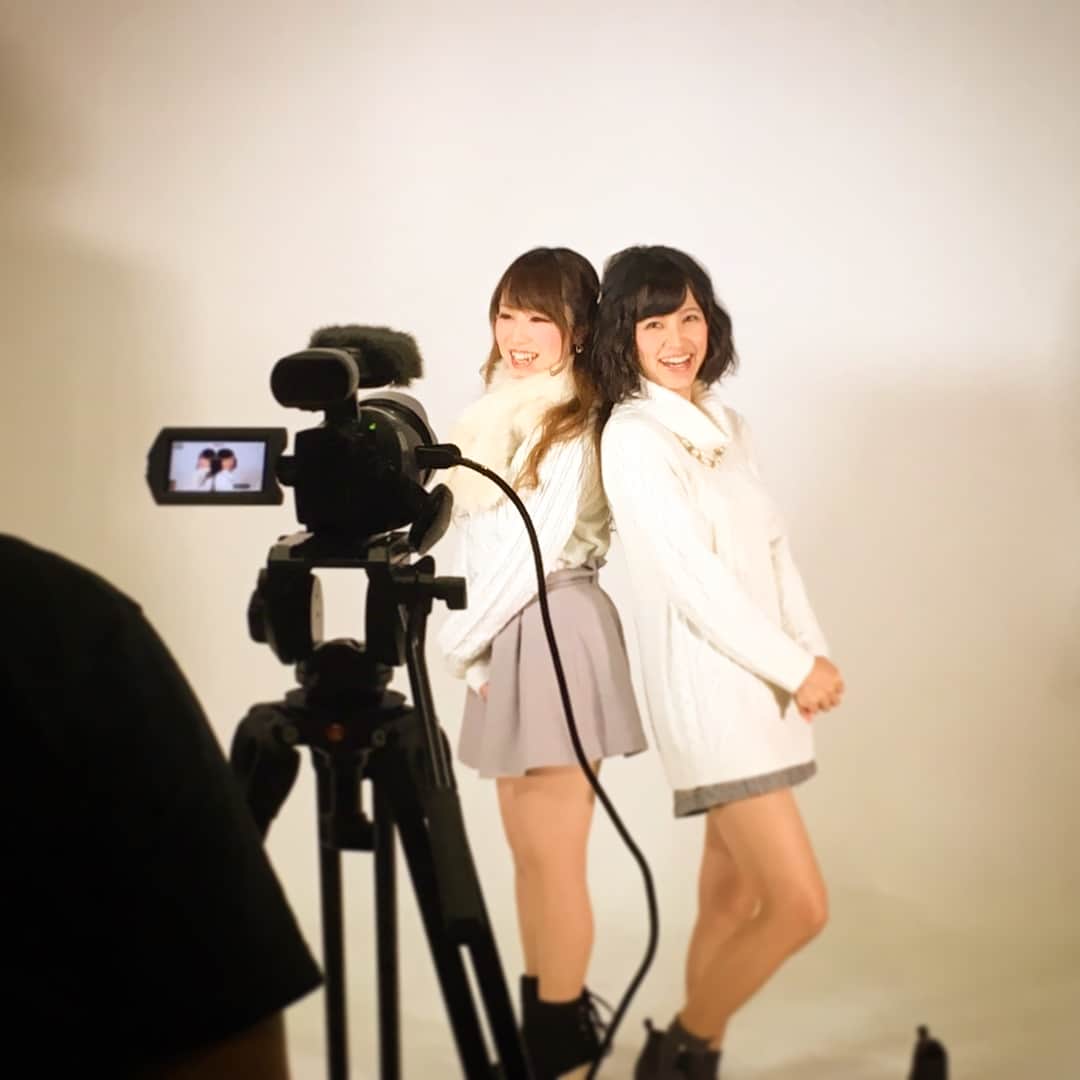 三島ゆかりさんのインスタグラム写真 - (三島ゆかりInstagram)「SunnyDayGirls 待望のNEWシングル 『Winter Lover』 好評発売中です💿 スーパードーム各店舗景品カウンターにてGETしてくださいね💓😊 できれば大和高田店で👍 #superdome #imagegirl #sunnydaygirls #3rd #single #cd #nowonsale #スーパードーム大和高田店 #景品カウンター #お買い求めください #dvd #オリジナルカード #三島ゆかり #報告 #よろしくお願いします #パチンコ #パチスロ #奈良 #大和高田市 #followme」12月20日 13時36分 - apple340