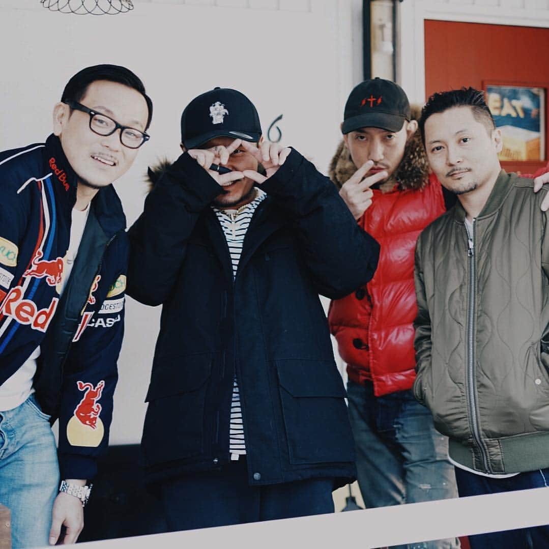 武井勇輝のインスタグラム：「・ YMG タイプライター onodab ・ 🐉🐉🐉🐉🐉🐉🐉🐉🐉 ・ They are specialist. ・ ・ #hiphop #ヒップホップ #shooting」
