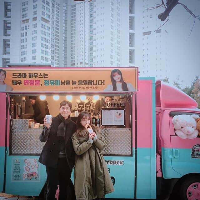 ヨン・ジョンフンさんのインスタグラム写真 - (ヨン・ジョンフンInstagram)「감동❤️ 감사합니다 드라마하우스~  박준서대표님 짱👍」12月20日 20時03分 - jeffyoun