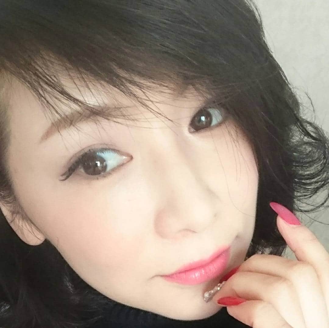 水谷雅子さんのインスタグラム写真 - (水谷雅子Instagram)「素肌美人をつくるトータルスキンケア✨✨ #アンプルール #アンプルールラグジュアリーホワイト」12月20日 22時14分 - mizutanimasako