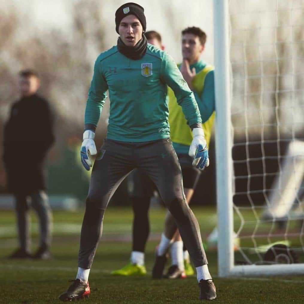 サム・ジョンストンのインスタグラム：「❤️⚽️」