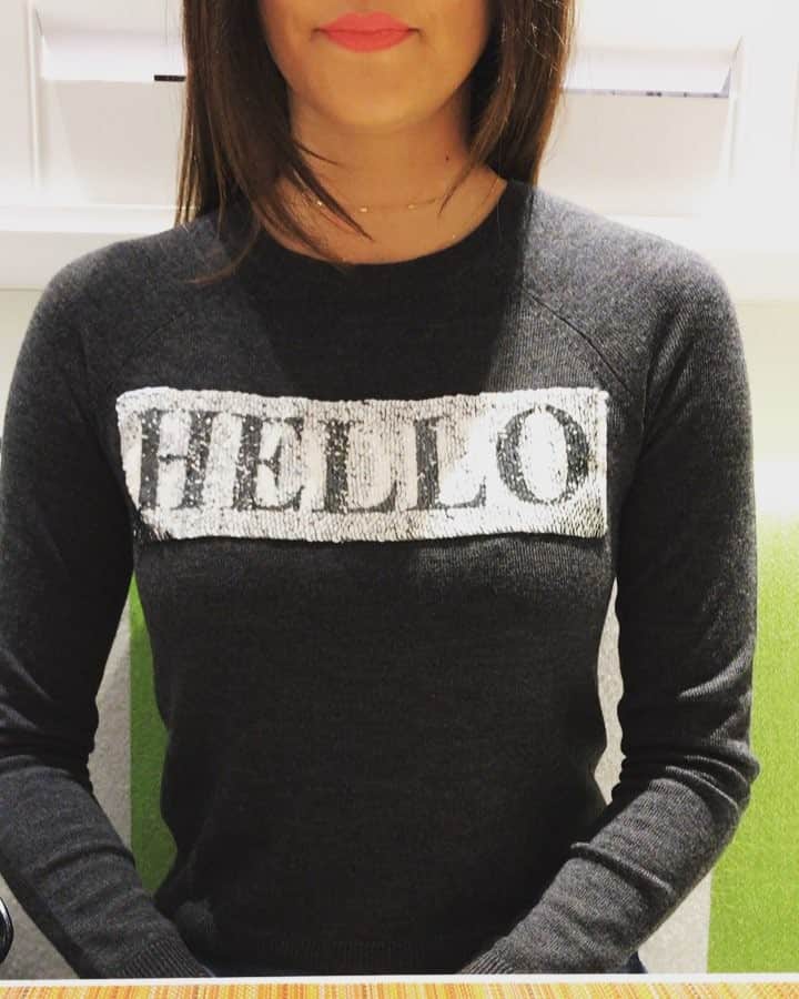 アンジェラ・アキのインスタグラム：「My new sweater!! #hello #goodbye #hellogoodbye」