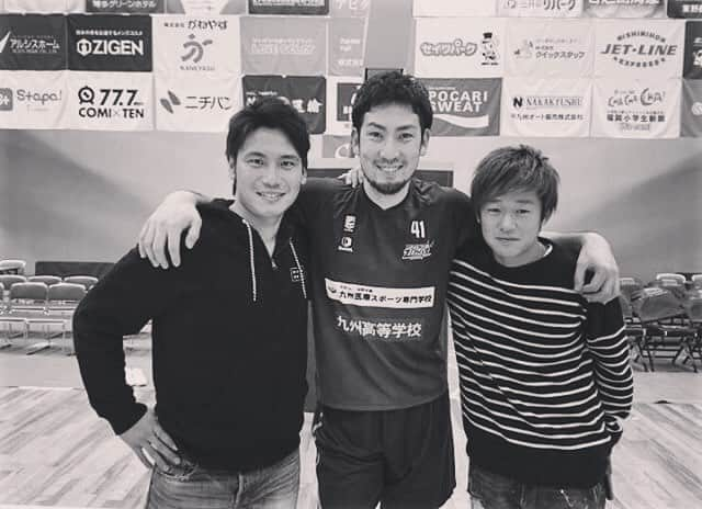 下坂晃城さんのインスタグラム写真 - (下坂晃城Instagram)「. 昨日ライジングの試合を見に行きました🏀 #ライジングゼファーフクオカ #アビスパ福岡  #加納誠也  #顔でかい  #でもいい人  #石谷聡 #兼田亜季重」12月21日 15時31分 - 3koooooki0