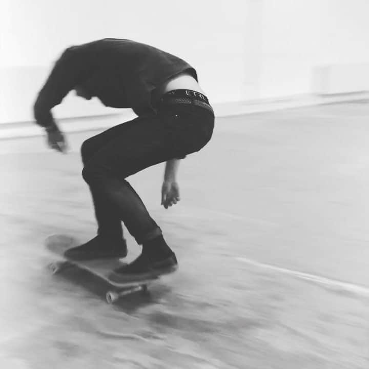 コンラッドのインスタグラム：「🎥: @albertnewcomply ⏳」