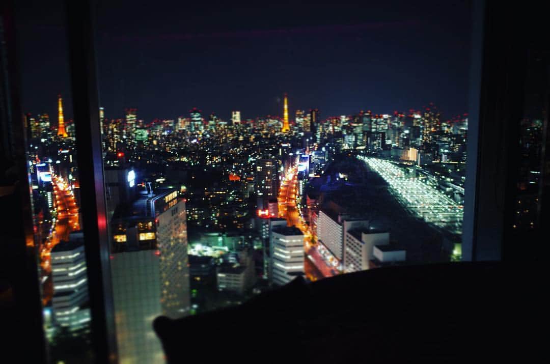 Table 9 TOKYO のグルメインスタ