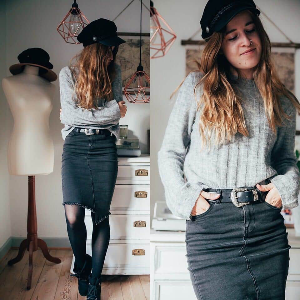 LOOKBOOKのインスタグラム：「🍂Here's a "FALL VIBES" look by Kathrine Ottander lb.nu/user/37525 from Denmark! @k.ottander. Neutral, loose sweater paired with a more tight fitted bottom like this denim skirt is cozy and stylish in this season. 💁Did you know? 24yr old blogger and photographer, Kathrine joined @lookbook in 2009. Thank you for your support 🙃 #fallvibes #lookbookOG #ootd #greysweater #denimskirt #trueOG #denmarkfashion」