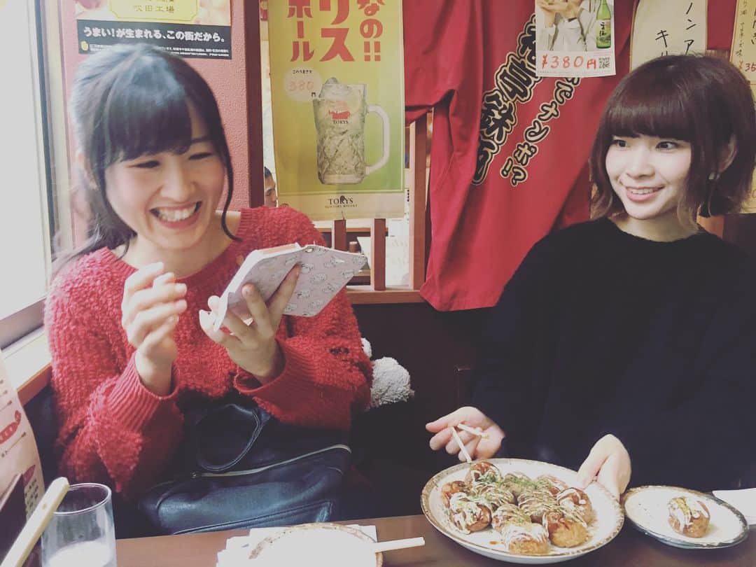 のインスタグラム：「大阪着。 とりあえず さやこと おタコさんを 食らってます。 🐙🐙🐙🐙」