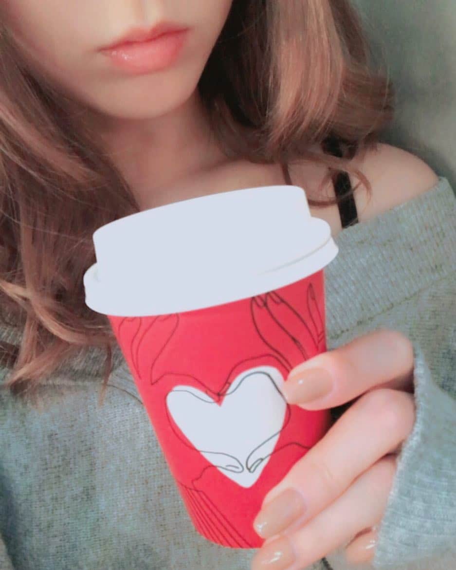 堀尾実咲のインスタグラム：「まいにちの習慣☕️ #starbucks」