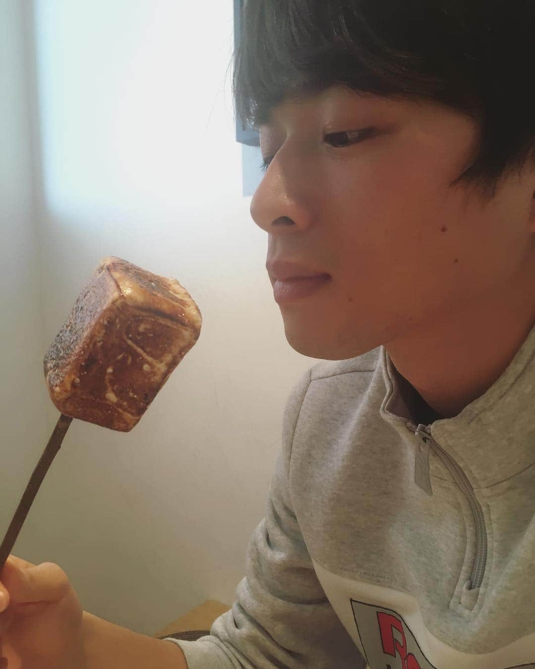 白洲迅のグルメインスタ