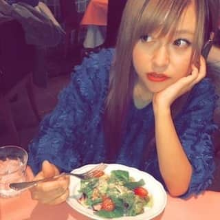 ゆんさんのインスタグラム写真 - (ゆんInstagram)「撮影の合間に 愛してやまないこのお方と ごはんしてきたよ😋🍴♡ ww  いつもみんなの前では ツンツンしてるけど 2人の時は優しいの☺️💗へへ  #ツンデレ #萌える #彼氏目線 #彼女感」11月30日 18時28分 - yuntaaam_s2