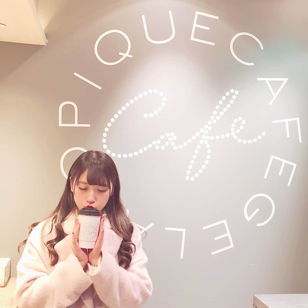 宮島るりかさんのインスタグラム写真 - (宮島るりかInstagram)「♡ ジェラピエカフェ〜！ 雰囲気も美味しいクレープもすき！ 渋谷PARCOのよくいってたんだけどなくなっちゃって全然行ってなかったけん久しぶり🌙 やっぱり砂糖のしゃりしゃり感おいしすぎる( ; _ ; ) * #ジェラピケ #ジェラピケカフェ  #gelatopique #Cafe #カフェ巡り #東京カフェ  #クレープ」12月1日 1時55分 - musubizm_rurika