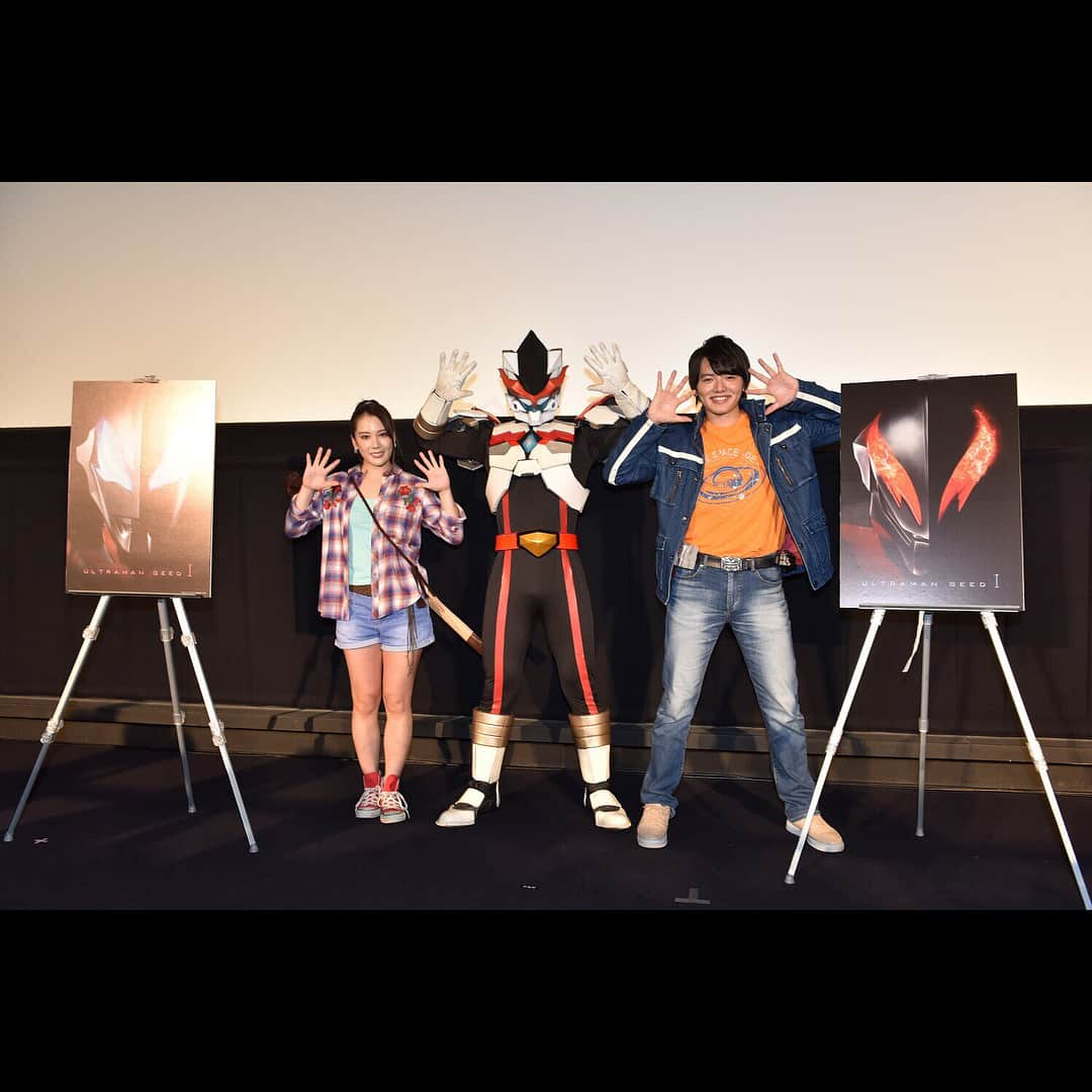 山本千尋さんのインスタグラム写真 - (山本千尋Instagram)「昨日は『ウルトラマンジード』ディレクターズカット版上映会にお越し下さった皆様、素敵な時間をありがとうございました！とっっっても楽しかったです！！！そして『劇場版ウルトラマンジード　つなぐぜ! 願い!!』の制作発表でもあり情報がたくさん公開され、もうワクワクが止まりません🤩ライハはジードの放送が始まってから初めてのイベントだったので、ファンの皆様にお会い出来た事が本当に嬉しくて、たくさんパワーを頂きました！「ライハ〜」っていっぱい呼んでくれてありがとう💜💜またすぐ会いましょうね☺️#ウルトラマンジード #劇場版ウルトラマンジード #朝倉リク #鳥羽ライハ #ドンシャイン」12月1日 18時25分 - chihirooyamamotoo