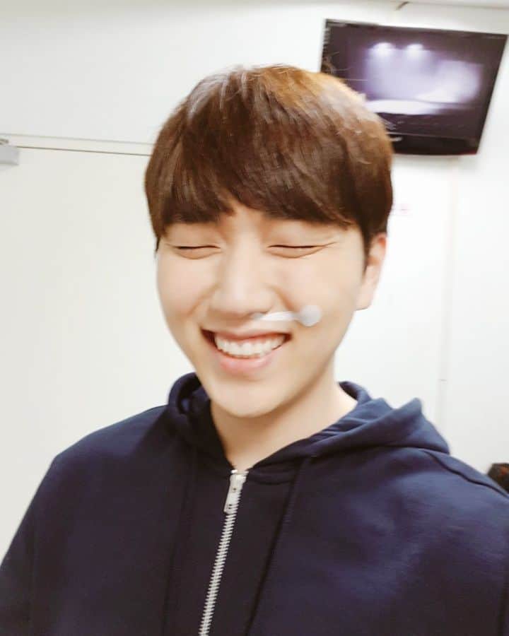 サンドゥルさんのインスタグラム写真 - (サンドゥルInstagram)「서른즈음에 빙구산들ㅋㅋ 안녕서른~♡」12月3日 2時35分 - sandoriganatanatda