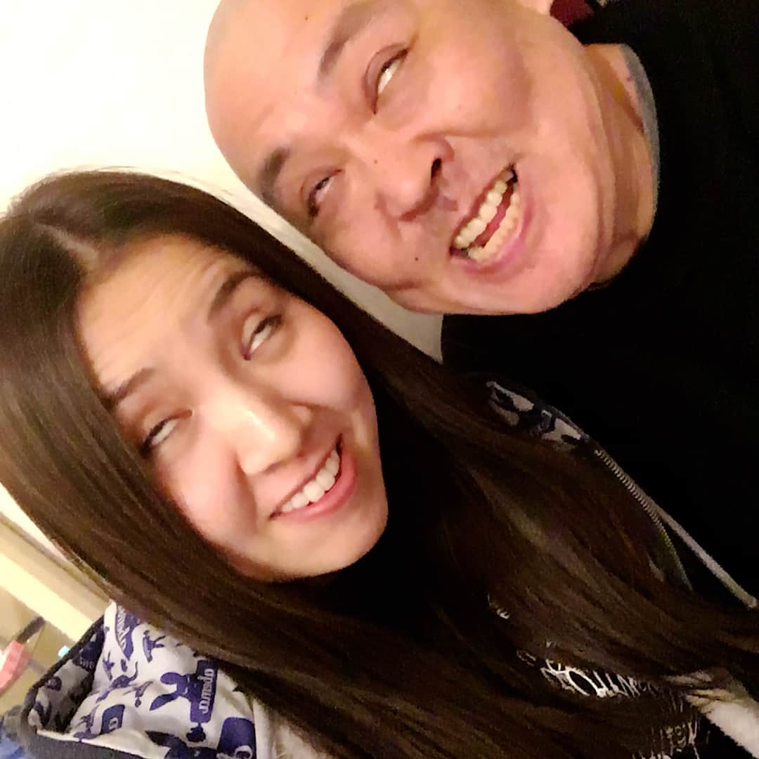 阿部真央さんのインスタグラム写真 - (阿部真央Instagram)「【ま】あべまがじんらじお、無事終了しましたー！生放送楽しんでもらえたかな？？またやりたいです！皆様ありがとうございました！田澤さんもありがとう☆  #顔のシンクロ率 #阿部真央 #あべま #あべまにあ」12月3日 19時42分 - abemao_official