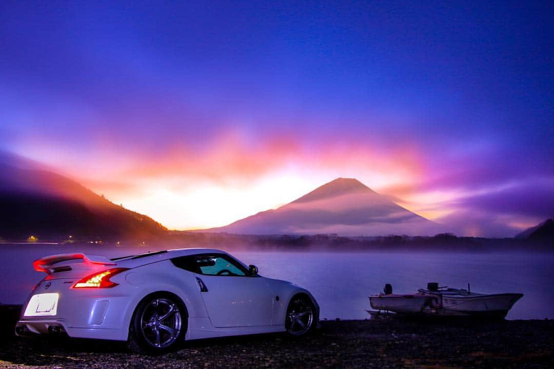 Nissanさんのインスタグラム写真 - (NissanInstagram)「Get out there. #370Z #Nissan370Z #Zociety 📷: @shinya.z34」12月4日 11時17分 - nissan