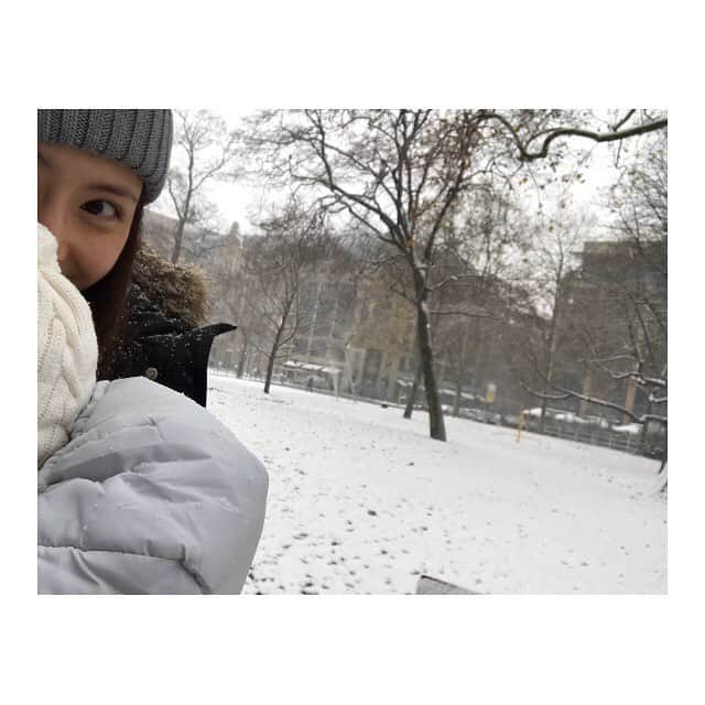 佐藤ありささんのインスタグラム写真 - (佐藤ありさInstagram)「雪の中をちょっとお散歩☃️❄️」12月4日 23時14分 - satoarisa920