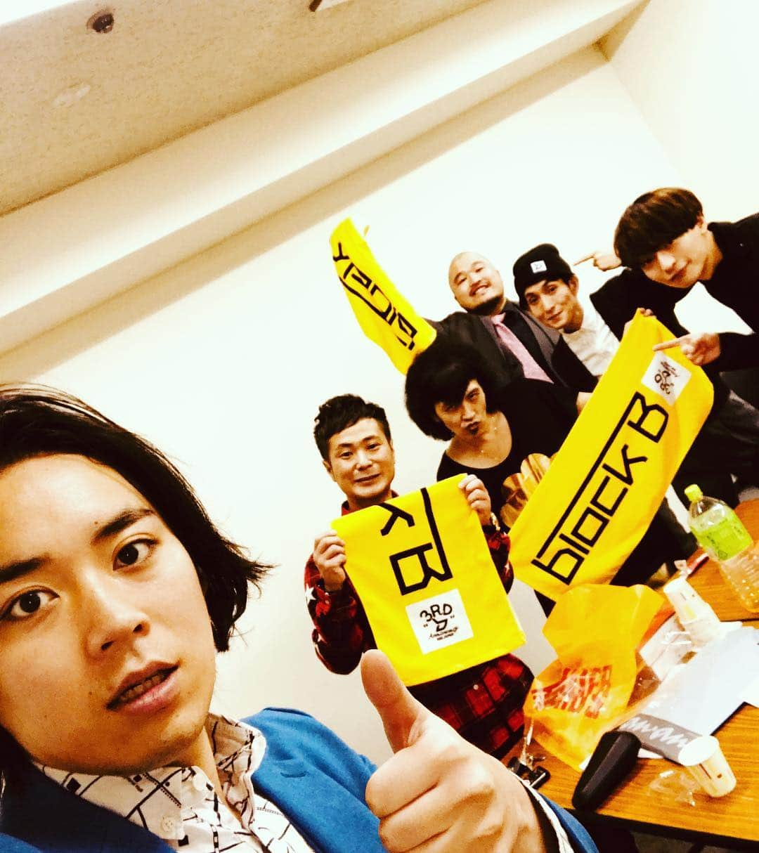 入江慎也さんのインスタグラム写真 - (入江慎也Instagram)「Block B 3周年記念FCイベントにゲストで出させていただきましたぁ  楽しかったぁ  #クマムシ #三代目パークマンサー #カラテカ #Aki #Block B」12月5日 21時15分 - oreirie0408