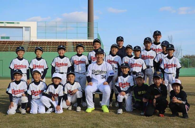 吉田正尚のインスタグラム：「. 12月2日から2日間にわたって地元福井で野球教室と後援会への報告会がありました！  #福井県 #地元 #野球教室 #後援会 #麻生津ヤンキース #原点回帰 #感謝」