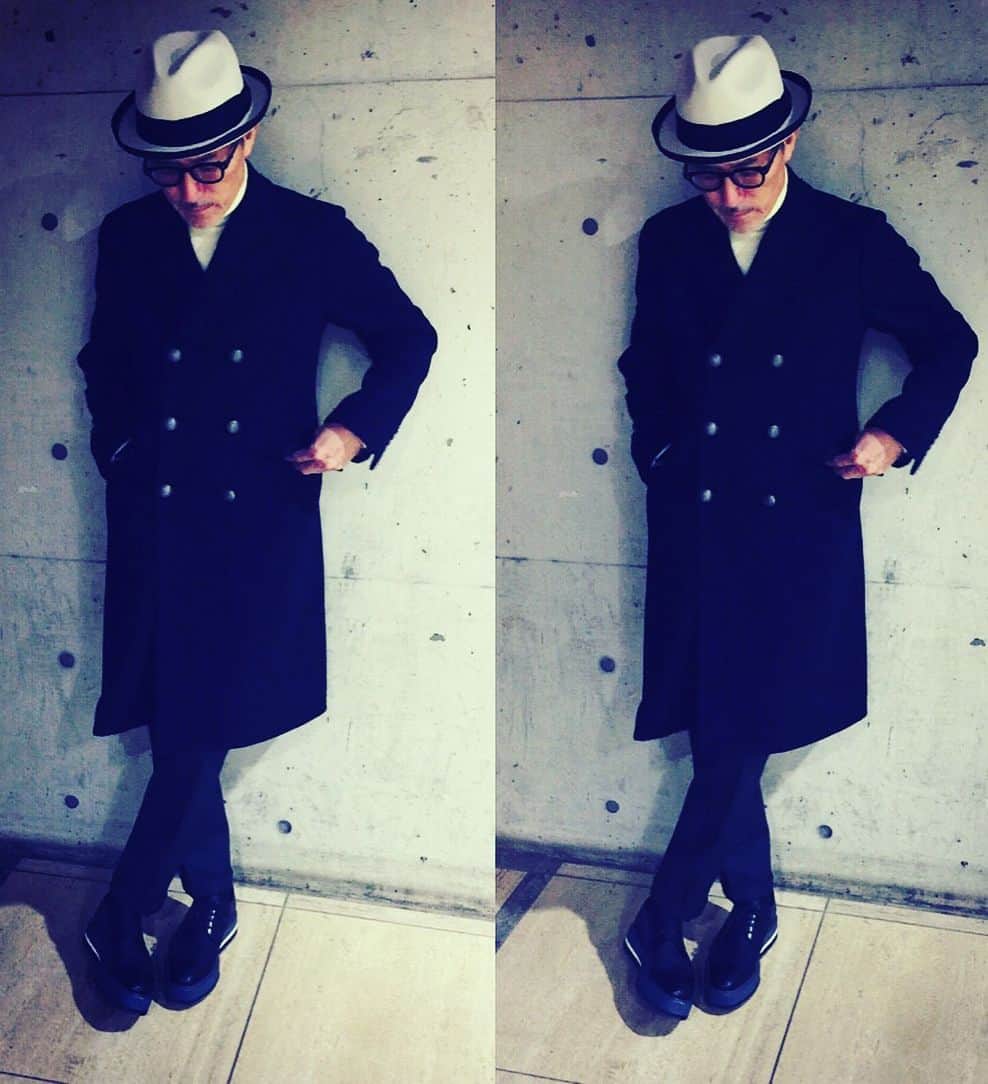 高橋幸宏さんのインスタグラム写真 - (高橋幸宏Instagram)「B TOKYO by 滝沢直己氏のコート。重量感が逆に心地いい。 #btokyo  #naokitakizawa #wag_inc」12月6日 19時47分 - room66_yukihiro
