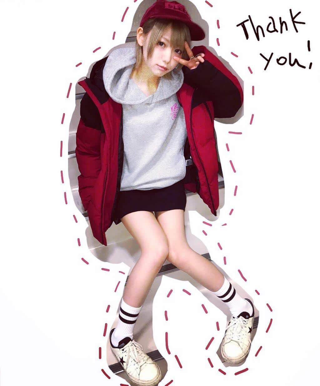 篠崎こころのインスタグラム：「最近私服載せてなかった🐟」