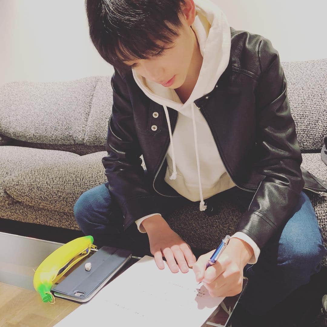 長野凌大 パーカー Lサイズ EBiDAN ソイヤ 39＆KiDSがナビゲート！EBiDAN情報番組「スタダゲート」初回にM