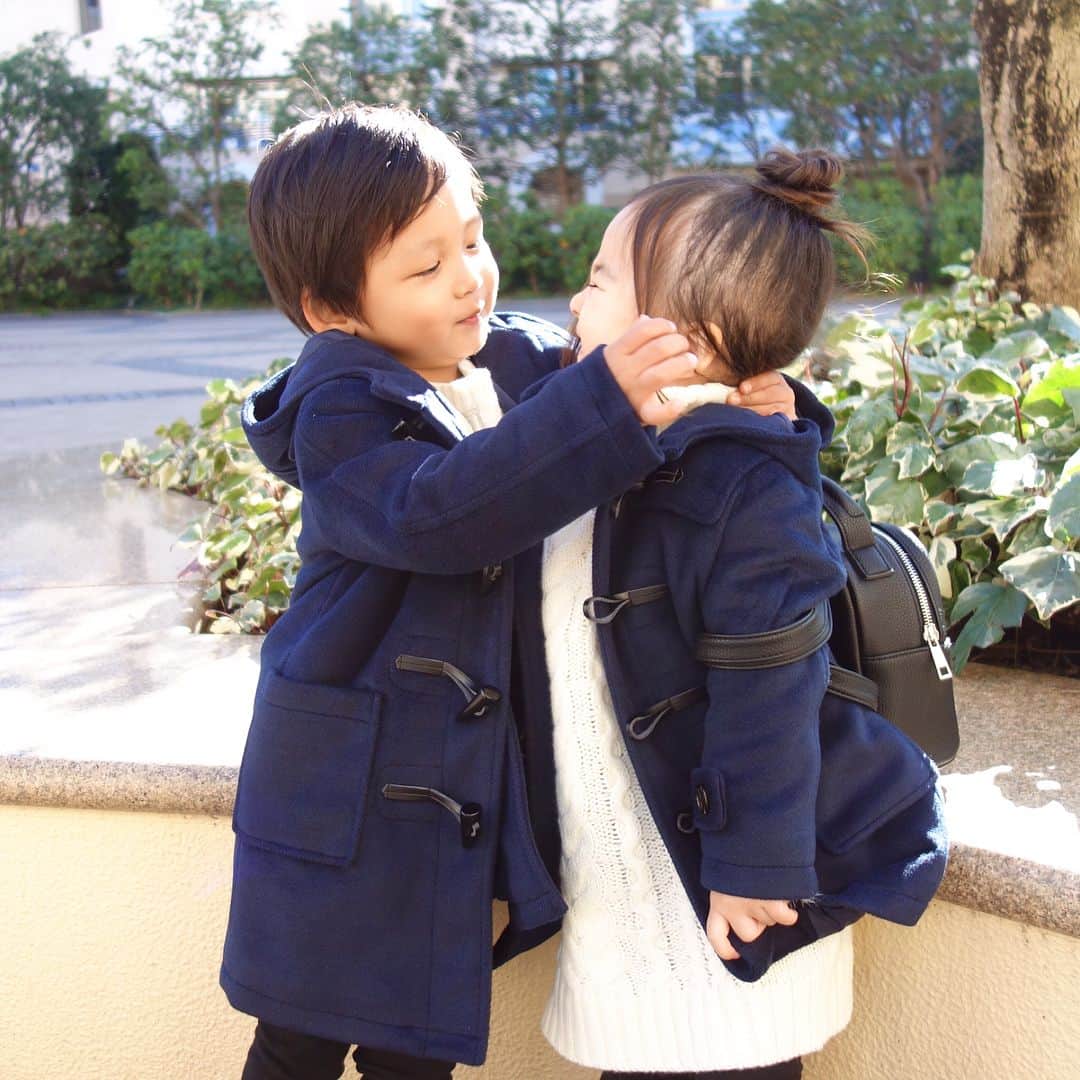 Saraさんのインスタグラム写真 - (SaraInstagram)「. . サラSOUコンビ♡ . 昨日はsouちゃん @cho_so_  と イクスピアリデート♡ . おそろいコーデ。 . お互いなかなか我が強いので たまにもめたりするけど(笑) やっぱり会えたら嬉しい二人♡ . たくさん笑った一日でした。 楽しい時間をありがとう☺︎ . #wear #ootd #kids #kids_japan #kids_japan_ootd #kjp_ootd #ig_kids #ig_kidsphoto #ig_oyabakabu #kidsfahion #kidscode #kidsootd #kidswear #キッズコーデ #キッズファッション #インスタキッズ #おそろいコーデ #ペアルック #リンクコーデ #ちっちゃなカップル #サラsouコンビ #イクスピアリ」12月7日 20時02分 - sarasara718