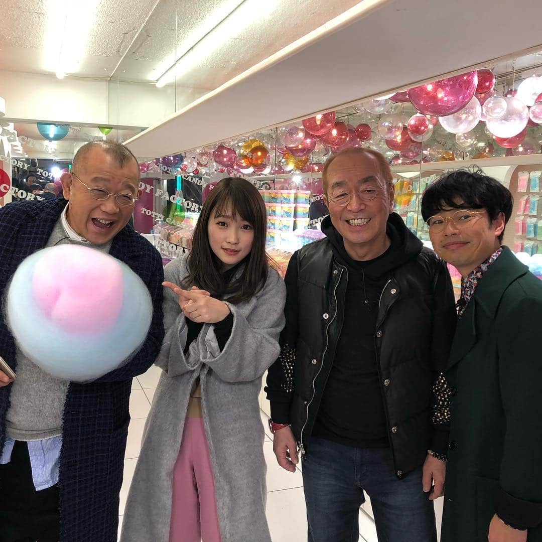 志村けんさんのインスタグラム写真 - (志村けんInstagram)「楽しいよー！ #笑福亭鶴瓶 #川栄李奈 #浜野謙太 #綿菓子」12月22日 17時10分 - ken_shimura_bakatono67