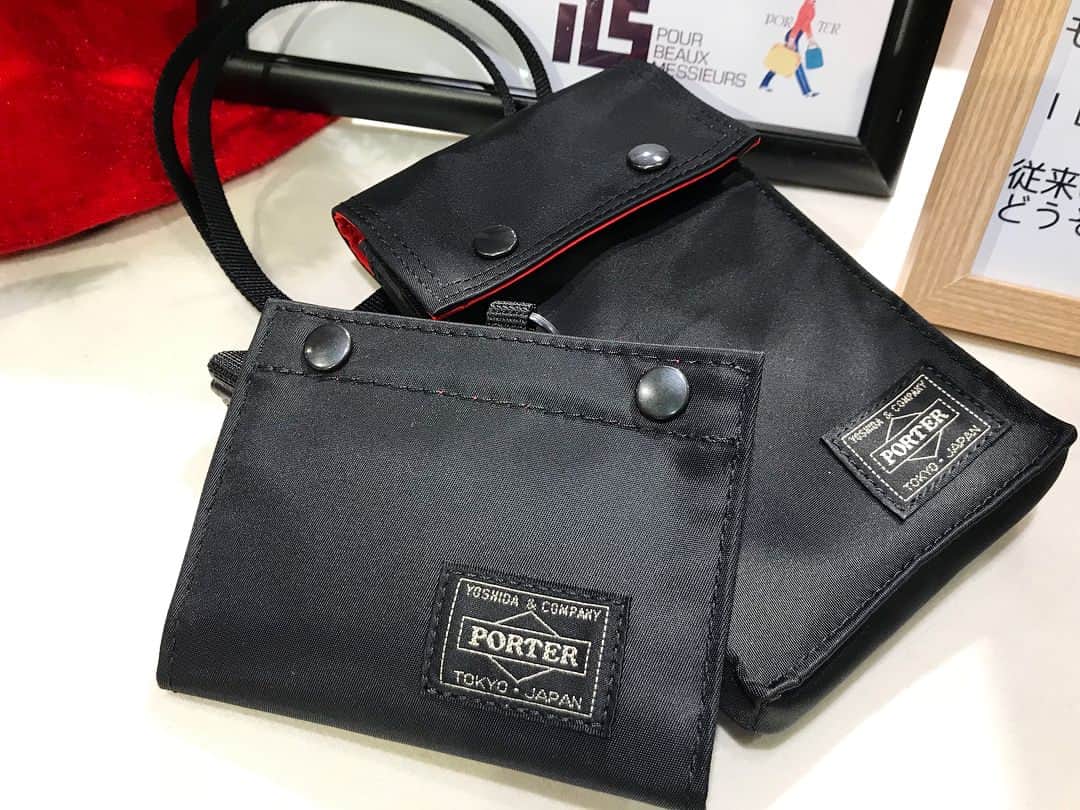 吉祥寺PARCOのインスタグラム：「【5F /イル 】 ポーターのL- fineシリーズはイル コラボレーションモデル💼 都会的かつ男らしいデザインがカッコいいです✨ パスケースから、リュックまで幅広く取り揃えています！🎁 #吉祥寺パルコ  #吉祥寺 #イル #porterlfine #porter #ポーター #吉田カバン #メンズバッグ #christmas #present #xmaspresent #gift #プレゼント #クリスマスプレゼント」