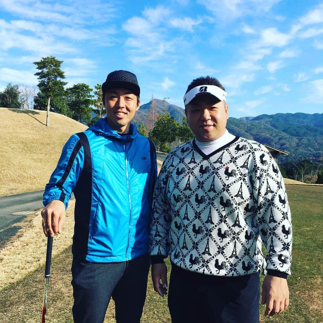 吉見一起のインスタグラム：「山崎武司さんチャリティーゴルフコンペ #千代大海#九重親方#クッタ 一緒に回らせて頂き、相撲大好きの僕からしたら楽しいゴルフでした それにしてもデカイ」