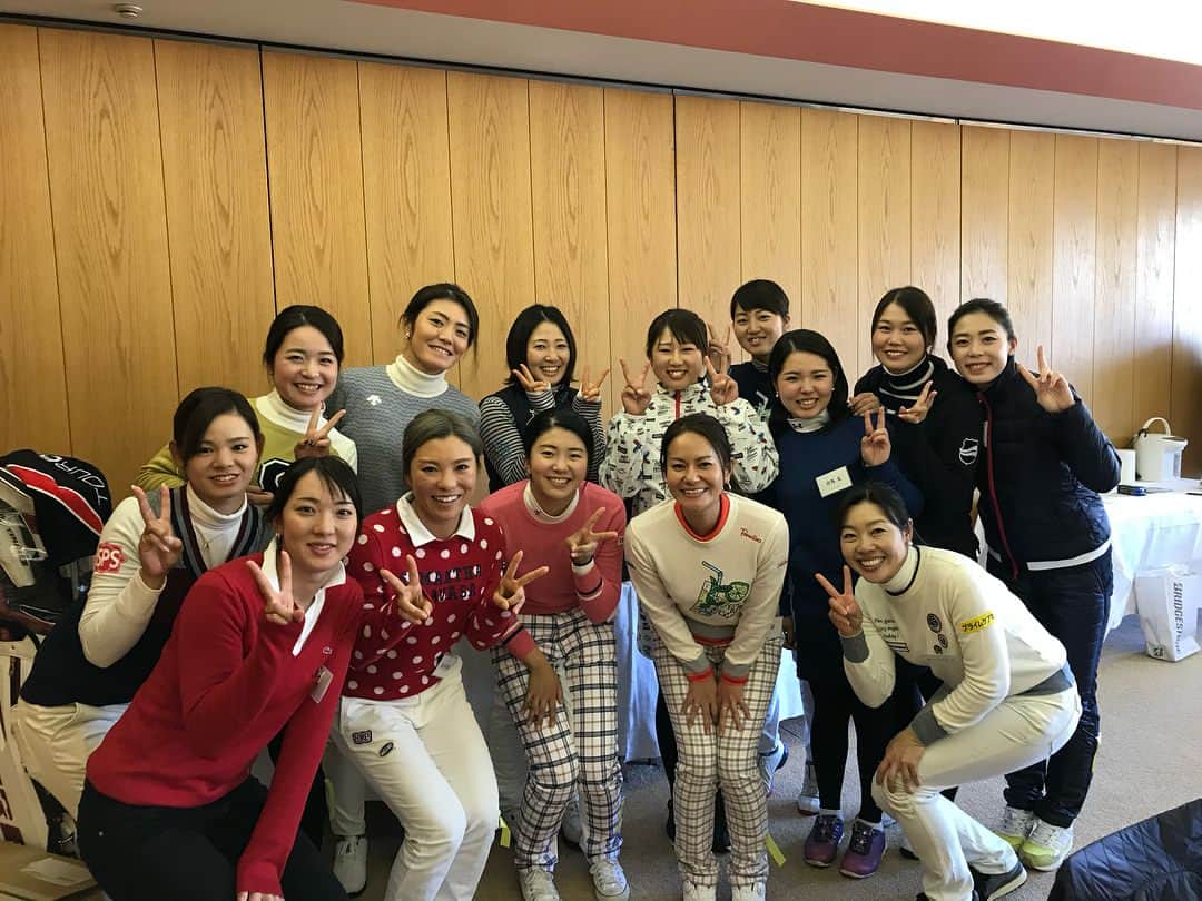 渡邉彩香さんのインスタグラム写真 - (渡邉彩香Instagram)「昨日はブリヂストンさんのドリームフェスタに参加してきました😊⛳️ わたしはドラコン対決🥊 藍さんにも会えて、とても楽しかったです💓💓💓」12月8日 16時55分 - watanabeayaka_official