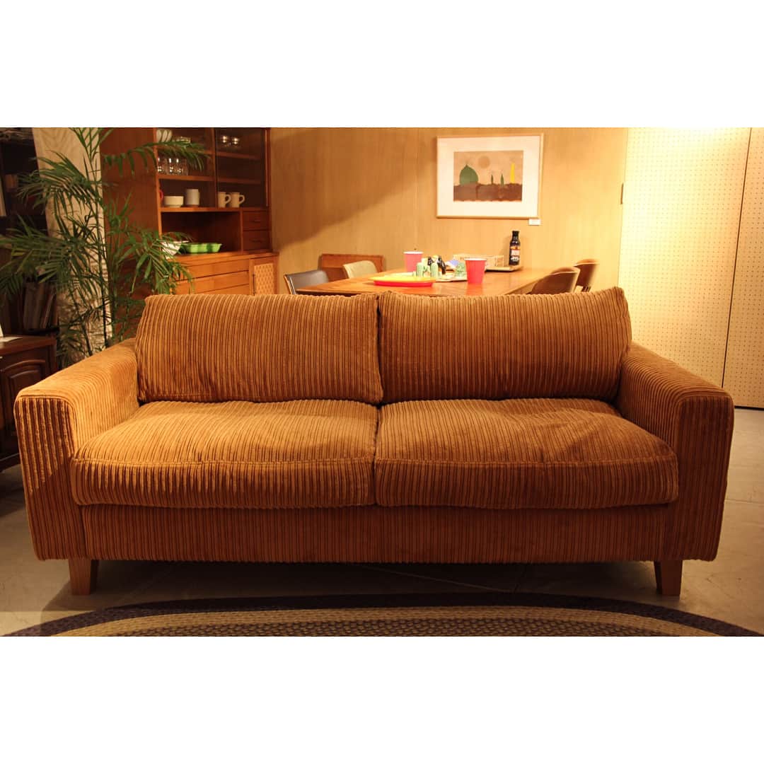ACME Furnitureのインスタグラム