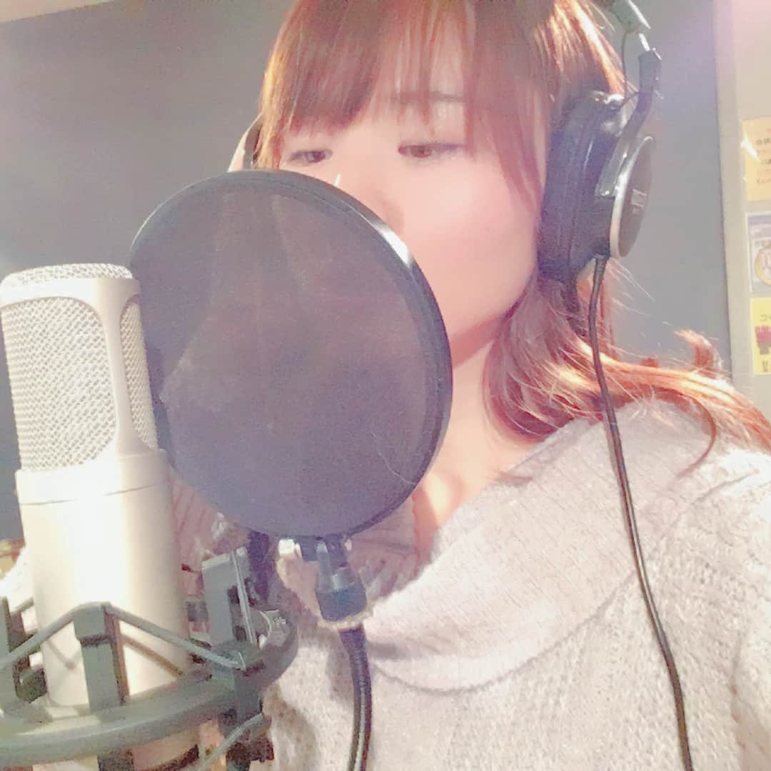柳川あいのインスタグラム：「昨日はレコーディングでした♡」