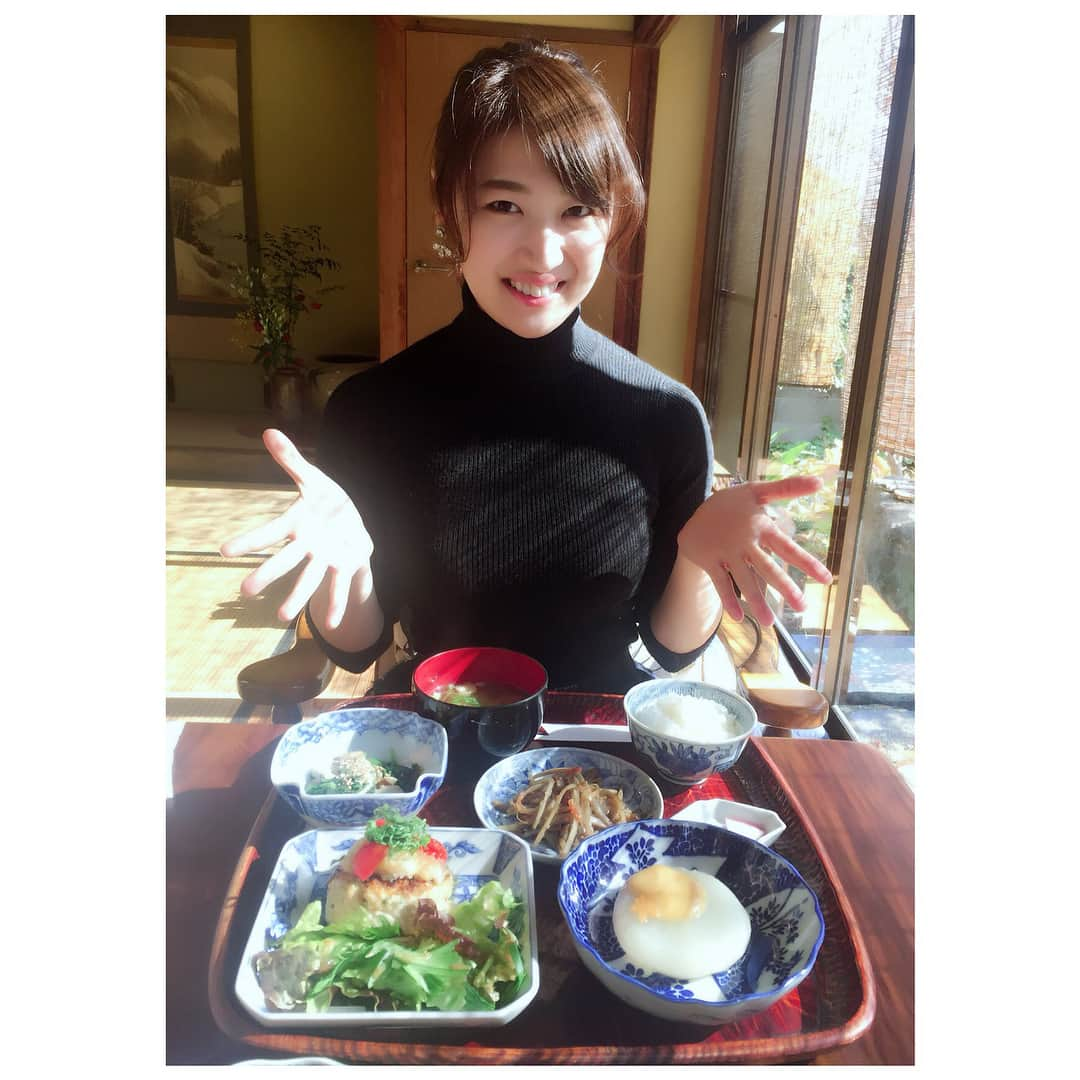 瀬南海はやさんのインスタグラム写真 - (瀬南海はやInstagram)「* 逆瀬川のmuguetさんへlunch ☺︎♪ そうなんです。今日は宝塚に来てますー！ . この街に来ると、わくわく高揚感が半端ない…♡ 帰ってきたー！って感覚になるのが不思議だなぁと。 母と2人、旅行気分で楽しみます✨ . #宝塚 #逆瀬川 #muguet #lunch #古民家カフェ #帰ってきたぞ #第二の故郷 #いい街だなぁと #実感中 #母と #二人旅行 #素晴らしき #休日かな」12月9日 12時53分 - senami_haya