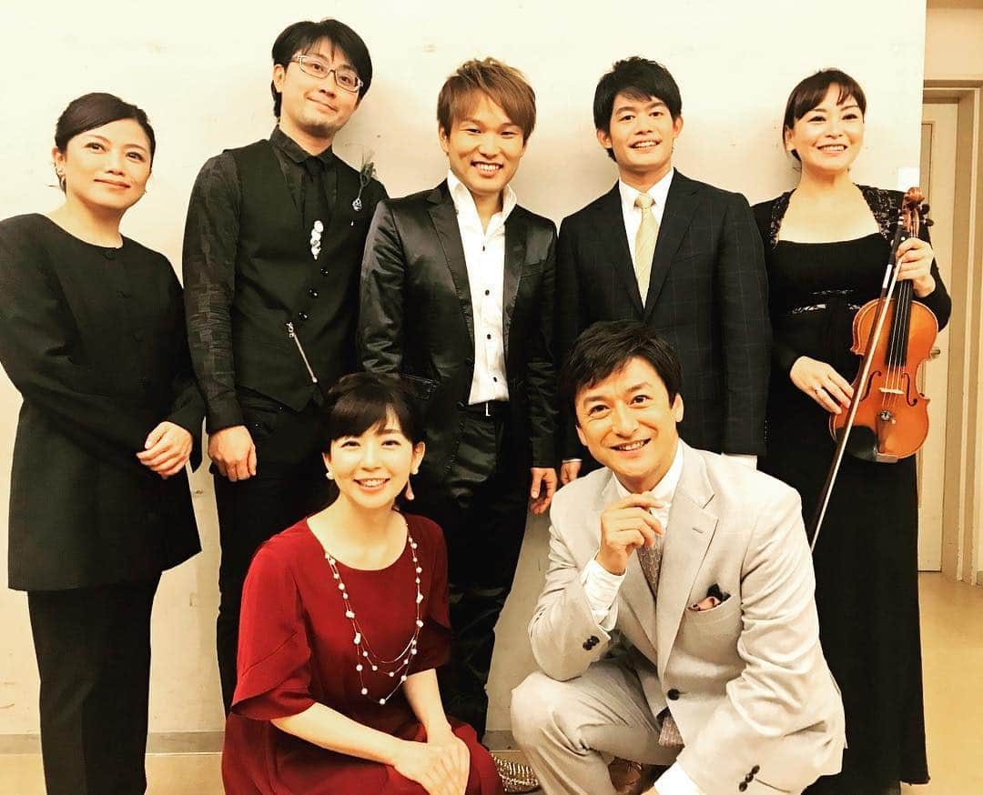 石丸幹二さんのインスタグラム写真 - (石丸幹二Instagram)「‪#題名のない音楽会‬ ‪フィギュアスケートの音楽会2017‬ ‪アイススケートの演技に生演奏をつけてみると！‬ ‪#羽生結弦 #宇野昌磨 #本田真凛 ‬ ‪#小塚崇彦 #多久潤一朗 #松永貴志 #紺野紗衣 #三ツ橋敬子 #横浜シンフォニエッタ‬ ‪#松尾由美子 #石丸幹二‬」12月9日 10時34分 - team_kanji_ishimaru