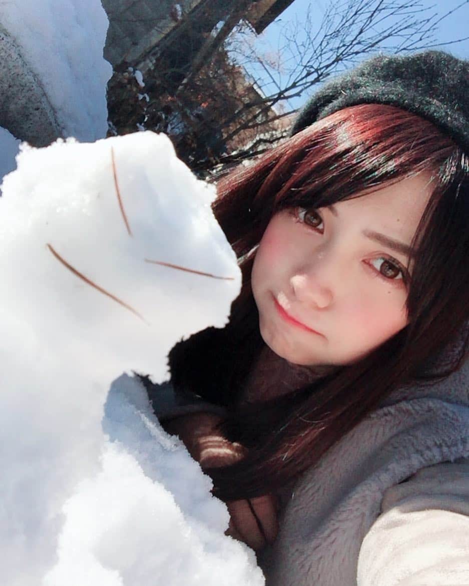 桃月なしこさんのインスタグラム写真 - (桃月なしこInstagram)「雪だるまー！！！！！ #桃月なしこ #なしこたそ #雪だるま作ろう #雪だるま #長野 #金具屋 #cosplay  #cosplayer  #portrait  #写真好きな人と繋がりたい  #写真撮影  #pic  #picture  #ポートレートしま専科  #写真  #東京カメラ部  #ポートレート女子  #follow  #followme  #instagood  #ig_japan  #photography  #ファインダー越しの私の世界  #被写体」12月10日 19時28分 - nashiko_cos