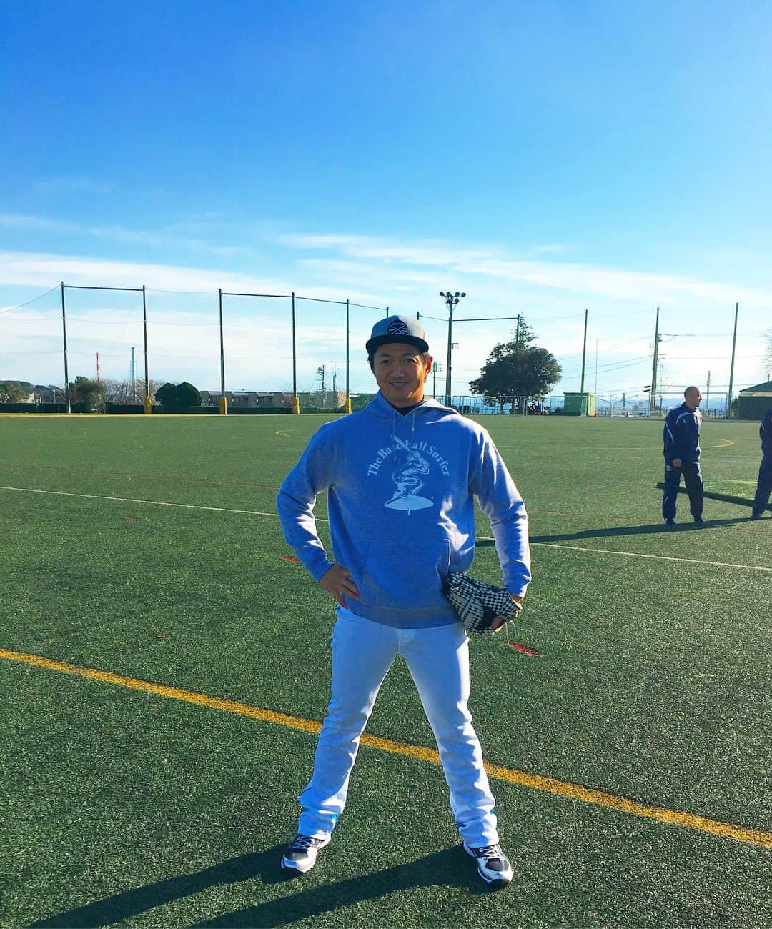 唐川侑己のインスタグラム：「今日は野球日和⚾️ 青空の下暴れてきました。笑 #草野球#YCAC#日本の野球発祥地#大接戦#敗戦#人生初#4番ピッチャー#thebaseballsurfer#来年もまた」