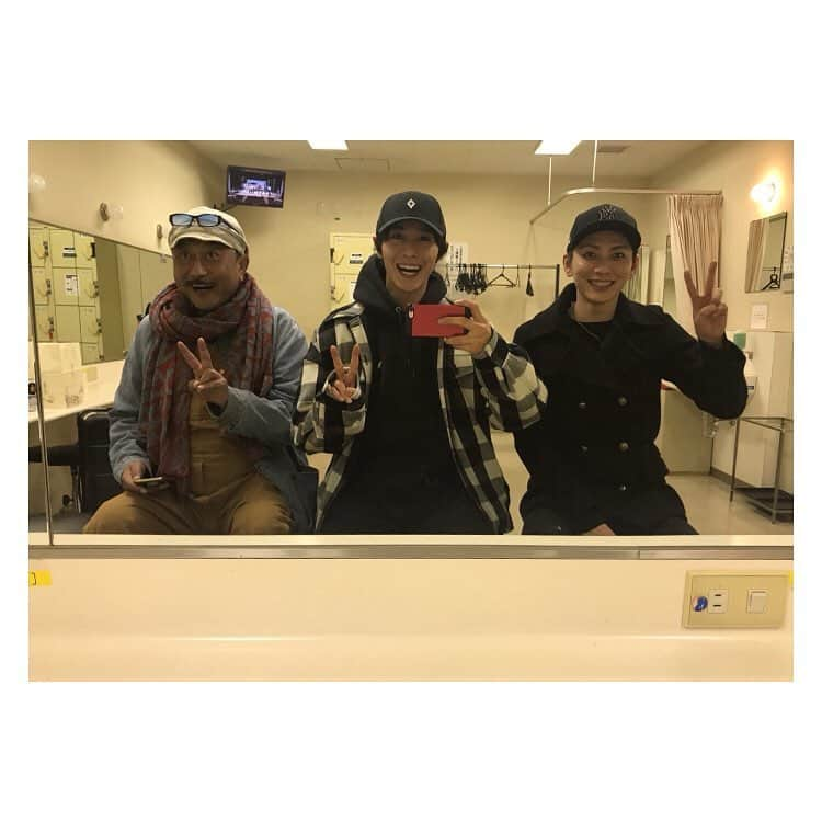 猪野広樹さんのインスタグラム写真 - (猪野広樹Instagram)「主演舞台「義風堂々‼︎」 無事全16公演終えました。 「義を重んじ、死地に赴く」 慶次のセリフだけどとても素敵なセリフ。 お越し下さった皆様、本当に本当にありがとうございました。 見に来て頂いた皆様に楽しんでもらえたらよかったな それがわしの義じゃ！！ #義風堂々‼︎ #千秋楽」12月10日 23時50分 - hiroki_ino